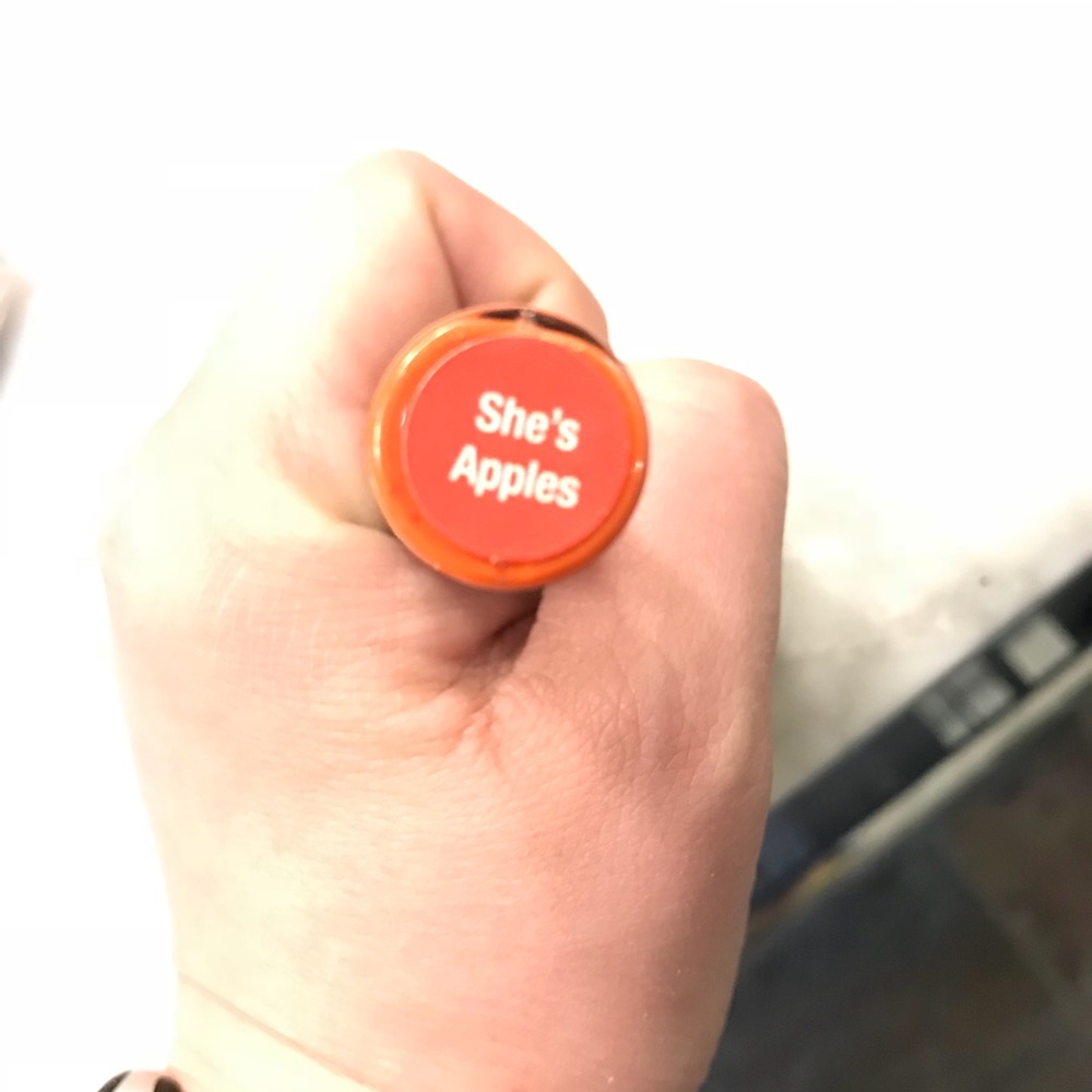 Lipsense- She’s Apple BROKEN SEAL